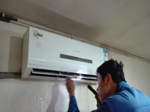 丹巴格力空调电话是多少